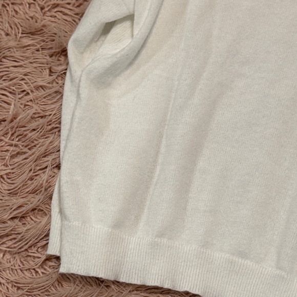 Chic White and Pink XOXO Women's Sweatshirt - Picture 10 of 13